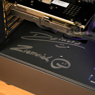PC z odcinka AdwenTech z Dżinoldem - sklep Onionite.pl
