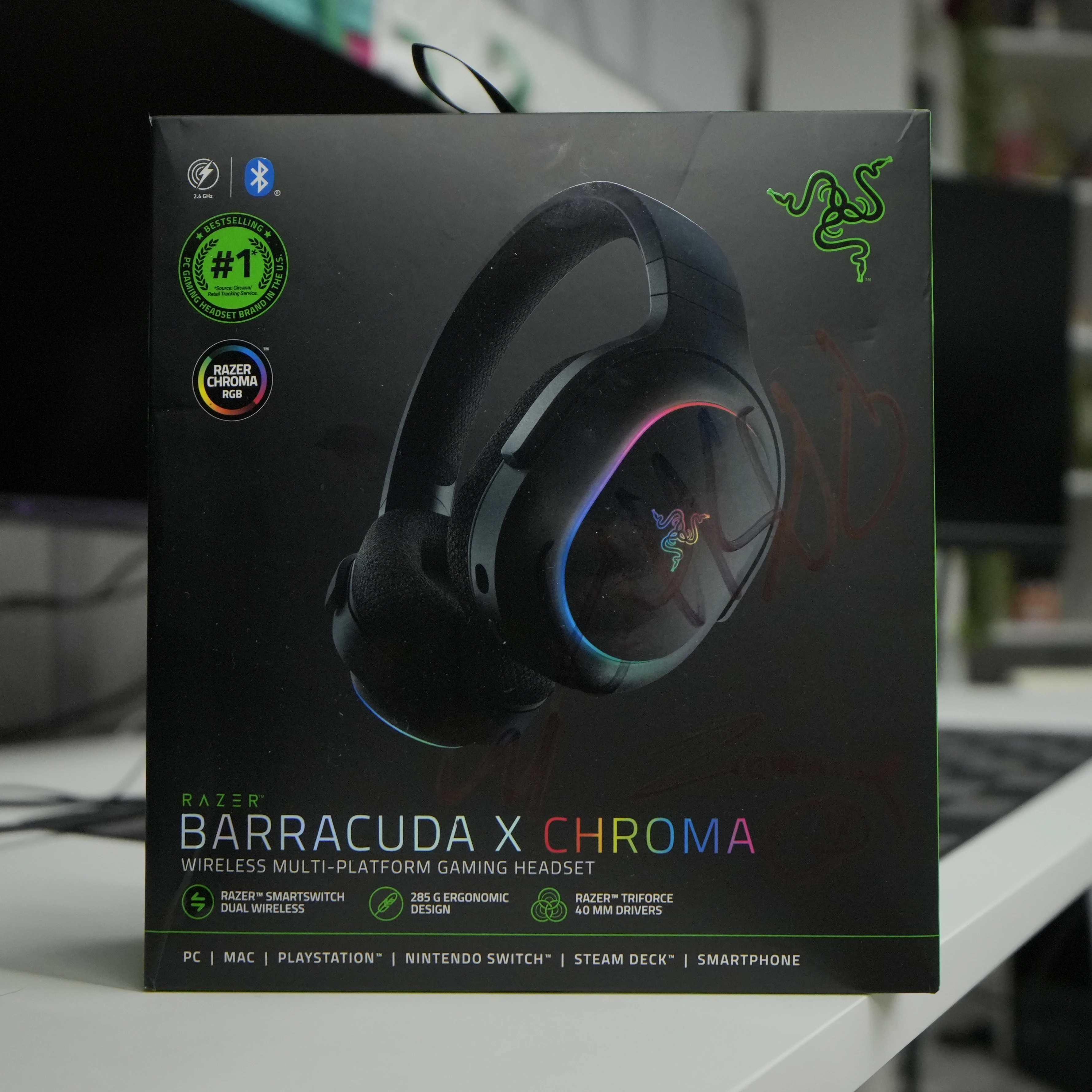 Razer Barracuda X Chroma Black z podpisem PashaBiceps i Ziemniak 02